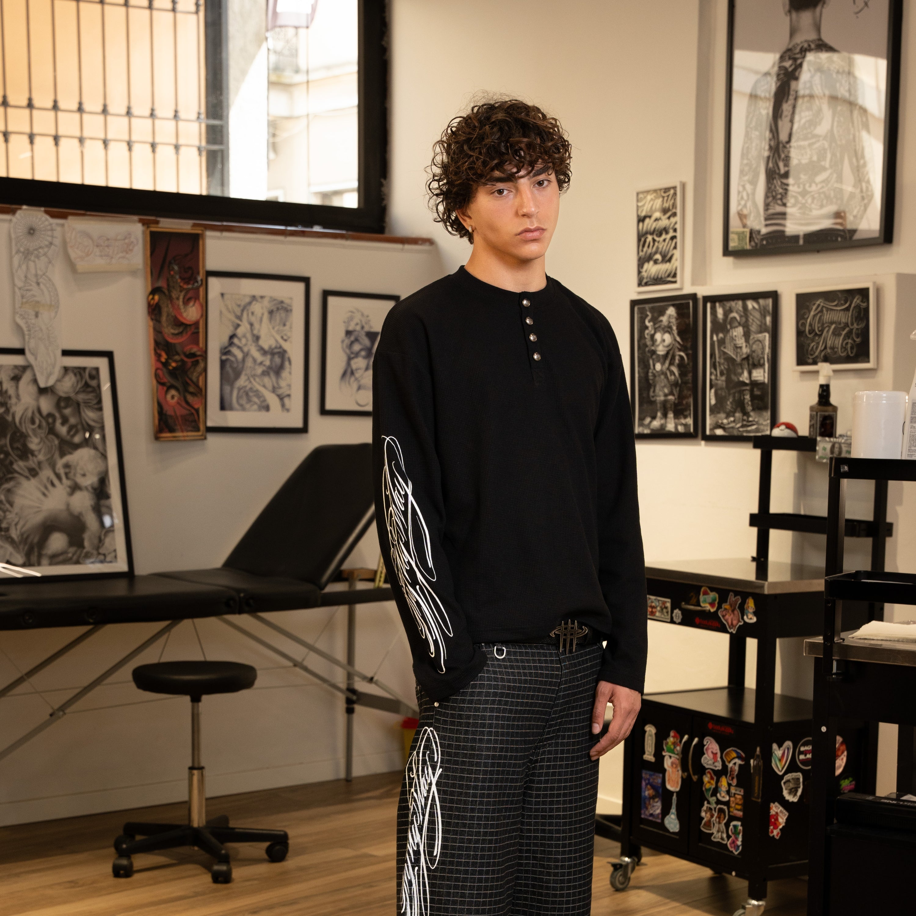 On My Way Waffle Serafino Longsleeve Black